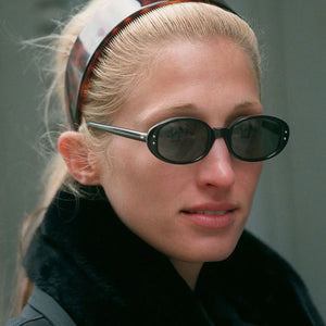 7 Outfit Formulas to Dress Like Carolyn Bessette-Kennedy