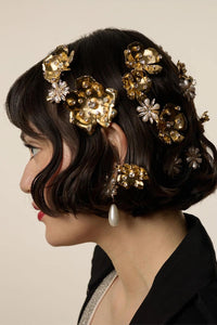 Holiday Hair Made Easy: A Lazy Girl's Guide to Looking Fabulous