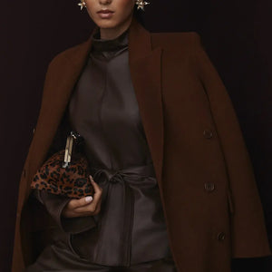 How Stylish Women Stay Chic While Ignoring Most Trends