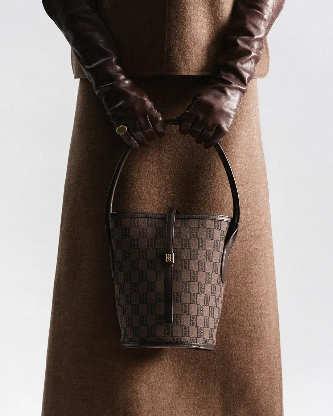 How to add personality to ANY basic outfit